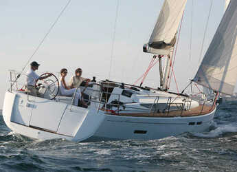 Chartern Sie segelboot in Rhodes Marina - Sun Odyssey 409