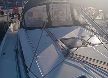 Rent a sailboat in Mykonos Marina - Sun Odyssey 440