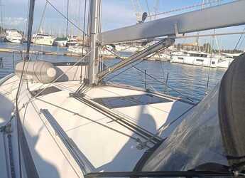 Rent a sailboat in Mykonos Marina - Sun Odyssey 440