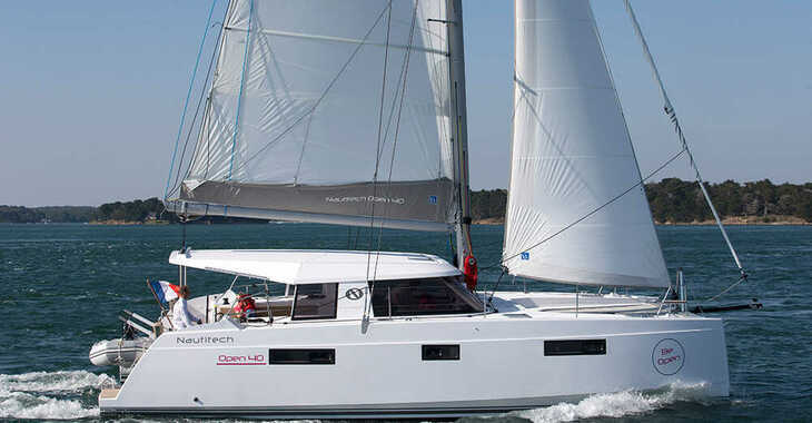 Rent a catamaran in Port de Plaisance (CMMC) - Nautitech 40 Open - 4 + 2 cab.