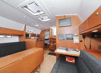 Noleggiare sailboat in Marina Tankerkomerc - Bavaria Cruiser 36