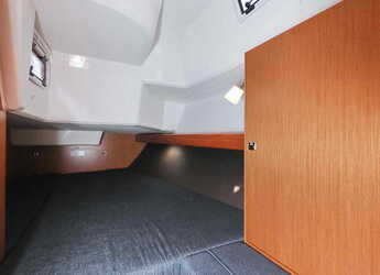 Noleggiare sailboat in Marina Tankerkomerc - Bavaria Cruiser 37 - 3 cab.