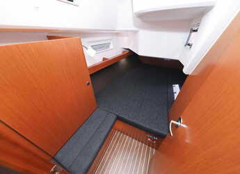 Noleggiare sailboat in Marina Tankerkomerc - Bavaria Cruiser 37 - 3 cab.