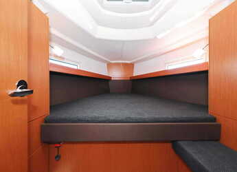 Noleggiare sailboat in Marina Tankerkomerc - Bavaria Cruiser 37 - 3 cab.