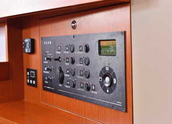 Noleggiare sailboat in Marina Tankerkomerc - Oceanis 41.1