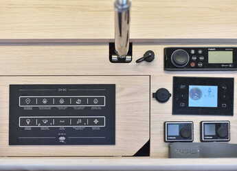 Noleggiare sailboat in Marina Tankerkomerc - Oceanis 51.1 - 5 + 1 cab.