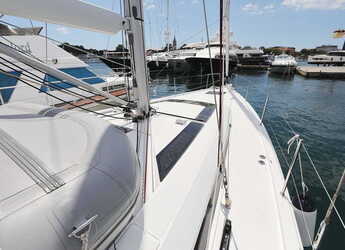 Noleggiare sailboat in Marina Tankerkomerc - Oceanis 51.1 - 5 + 1 cab.