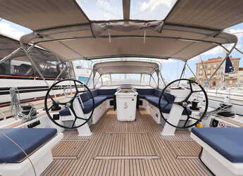 Noleggiare sailboat in Marina Tankerkomerc - Oceanis 51.1 - 5 + 1 cab.