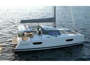 Rent a catamaran in Hyeres - Astréa 42 - 4 cabines