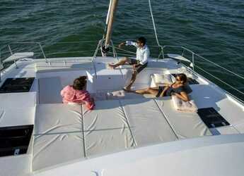 Alquilar catamarán en Porto Olbia - Bali Catspace OW