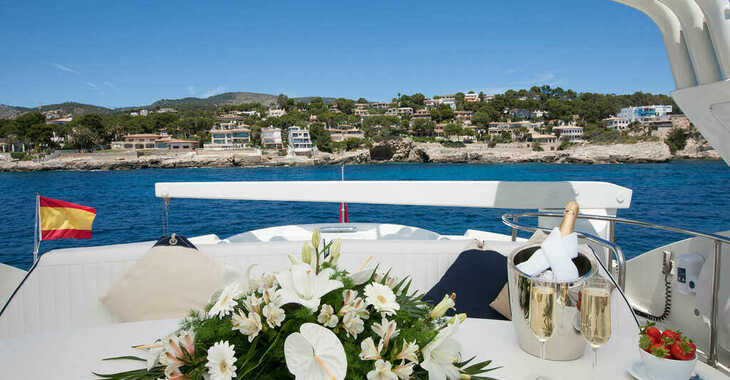 Rent a yacht in Marina Port de Mallorca - Mochi Craft