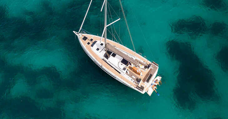 Rent a sailboat in ACI Jezera - Dufour 41