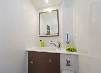 Rent a catamaran in D-Marin Marina Lefkas - Bali Catspace 1