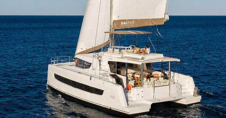 Rent a catamaran in Nanny Cay - Bali 4.8 - 4 cab.