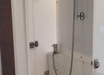 Rent a catamaran in Nanny Cay - Bali 4.2 - 4 + 1 cab.