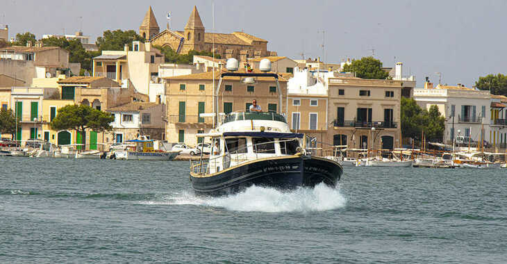 Rent a yacht in Port Mahon - Menorquin 160 FLY