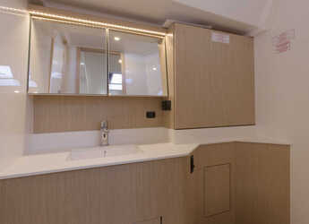 Alquilar velero en Marina Kastela - Bavaria C45 - 4 cab.