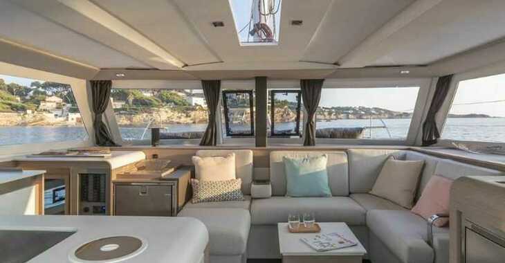 Rent a catamaran in Frenchtown Marina - Fountaine Pajot Isla 40 - 4 cab.