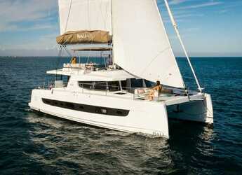 Rent a catamaran in Marina Kastela - Bali 4.6 - 5 + 2 cab.