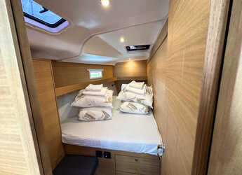 Rent a sailboat in Marina Kastela - Elan Impression 50.1