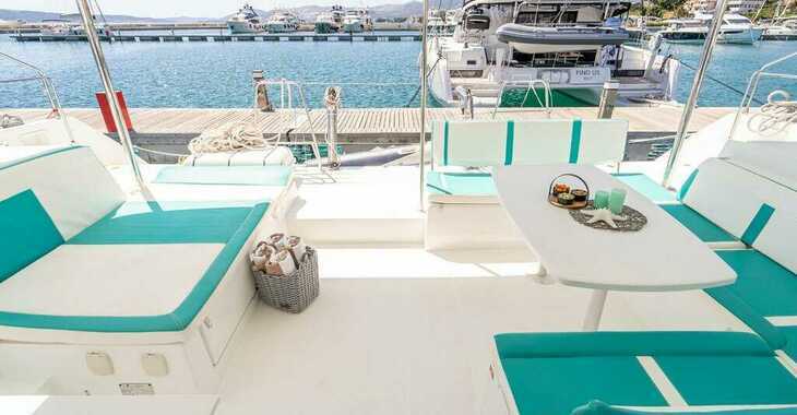 Rent a catamaran in Marina Kastela - Lagoon 450 F - 4 + 2 cab.