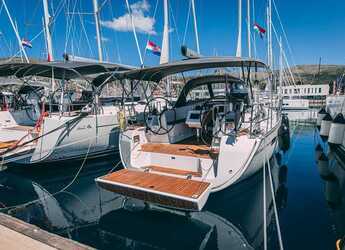 Louer voilier à Marina Baotić - Bavaria Cruiser 37 - 3 cab.