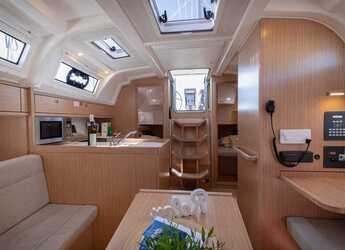 Louer voilier à Marina Baotić - Bavaria Cruiser 37 - 3 cab.