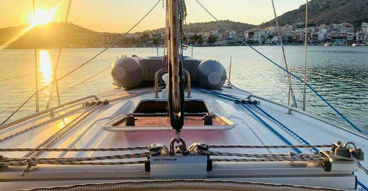 Chartern Sie segelboot in Salamis Yachting Club - Bavaria 42 Cruiser