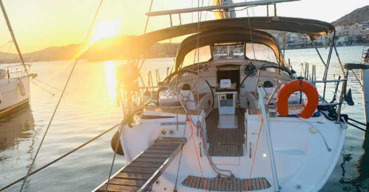 Louer voilier à Salamis Yachting Club - Bavaria 42 Cruiser