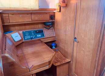 Chartern Sie segelboot in Salamis Yachting Club - Bavaria 42 Cruiser