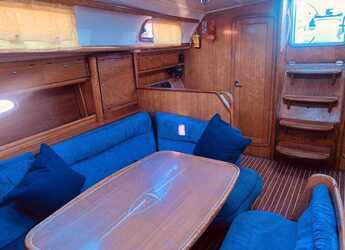 Chartern Sie segelboot in Salamis Yachting Club - Bavaria 42 Cruiser