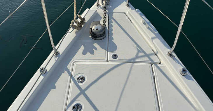 Rent a sailboat in Nikiana Marina - Oceanis 46.1