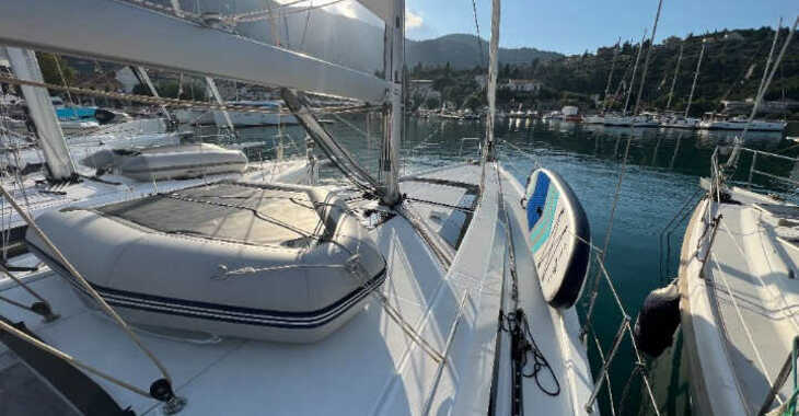 Rent a sailboat in Nikiana Marina - Oceanis 46.1