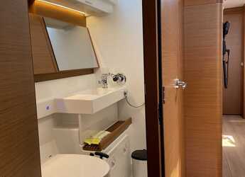 Alquilar velero en Volos - Sun Odyssey 490