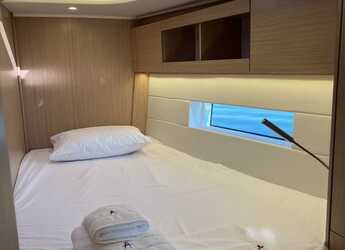 Rent a sailboat in Volos - Bavaria C50