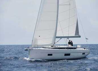 Rent a sailboat in Volos - Bavaria C50