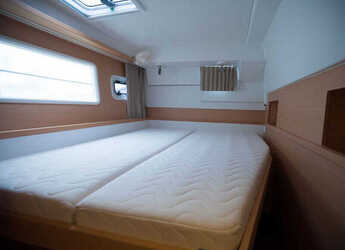 Alquilar catamarán en Nikiti - Lagoon 400 S2