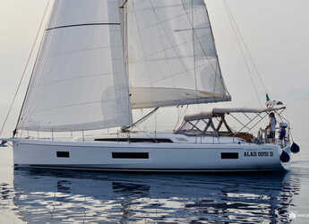Rent a sailboat in Marina di Portorosa - Oceanis 51.1