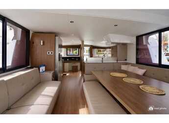 Rent a catamaran in Marina di Portorosa - Bali 4.8 