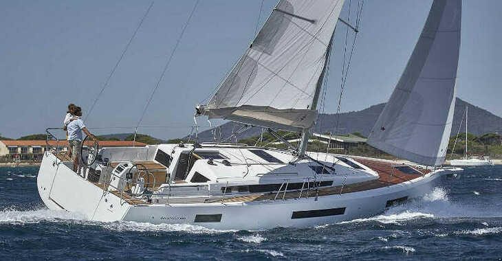 Chartern Sie segelboot in Piso Livadi - Sun Odyssey 440