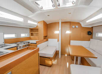 Louer voilier à Lavrion Marina - Sun Odyssey 410