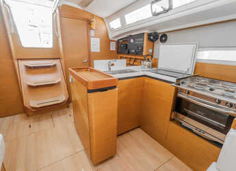 Louer voilier à Lavrion Marina - Sun Odyssey 410