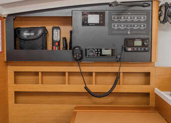 Louer voilier à Lavrion Marina - Sun Odyssey 410