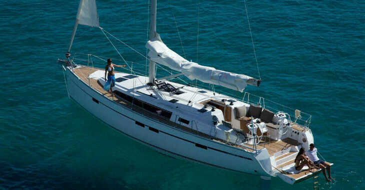 Rent a sailboat in Rhodes Marina - Bavaria Cruiser 46