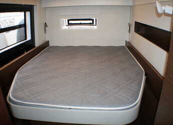 Chartern Sie katamaran in Marina dell'Isola  - Nautitech 46 Fly