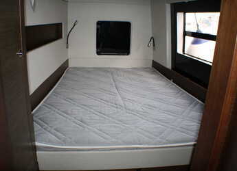 Chartern Sie katamaran in Marina dell'Isola  - Nautitech 46 Fly