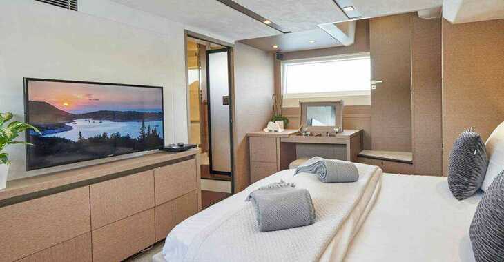 Rent a yacht in SCT Marina - Prestige 630S