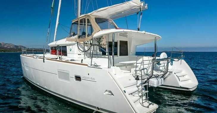 Rent a catamaran in Marina Isla Canela - Lagoon 400