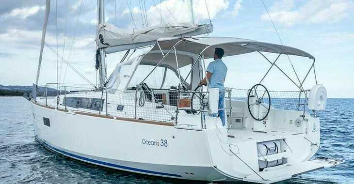 Chartern Sie segelboot in Marina Isla Canela - Oceanis 38