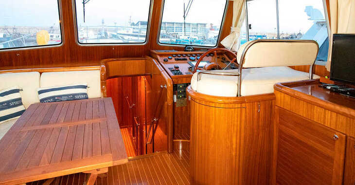 Chartern Sie yacht in Puerto Banús - Menorquin 180